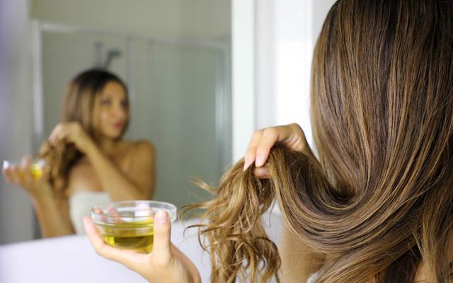 How many times a week should I oil my hair